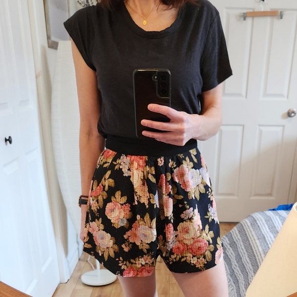 Pretty floral shorts Eve Gravel - Picture 12 of 12